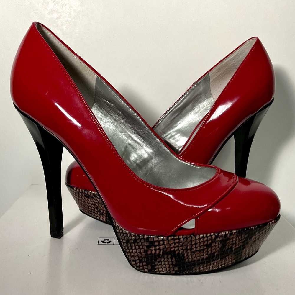 Guess Red Leather Women's Shoes